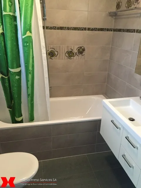 Spacieux appartement de 5.5 pièces avec balcon au 1er étage