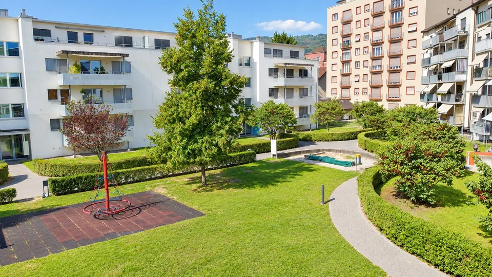 Geräumige 4.5-Zimmer-Wohnung in Biel – Angenehme Aussicht und optimale Erreichbarkeit – Foto 12 von 12