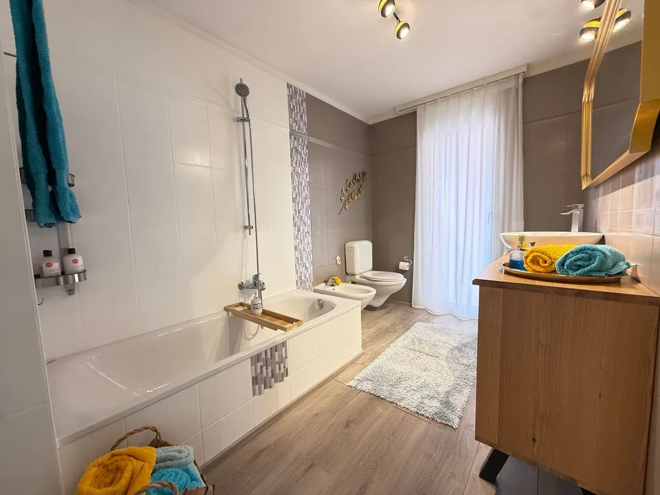 Wohnung mit 4.5 Zimmern im Zentrum von Locarno – Foto 9 von 10
