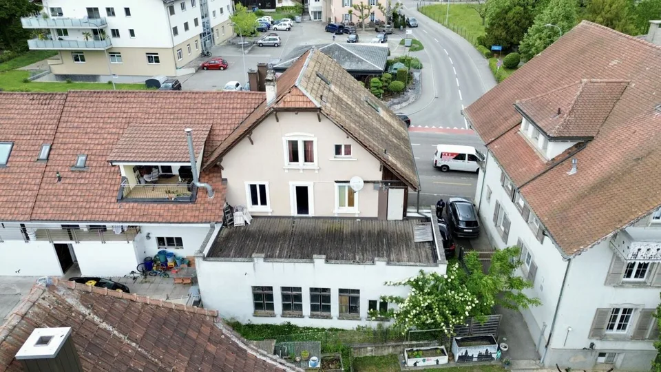 Casa plurifamiliare con potenziale di sviluppo versatile – foto 12 di 13