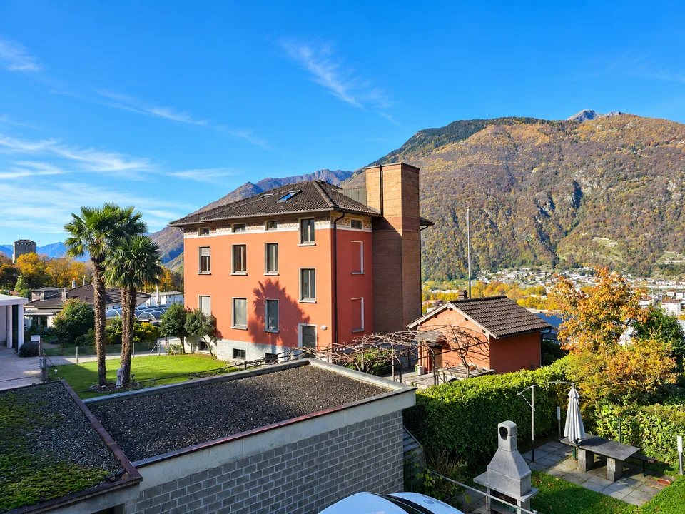 Bellinzona Daro: Ampia e confortevole casa bifamiliare con incantevole vista dominante – foto 14 di 14