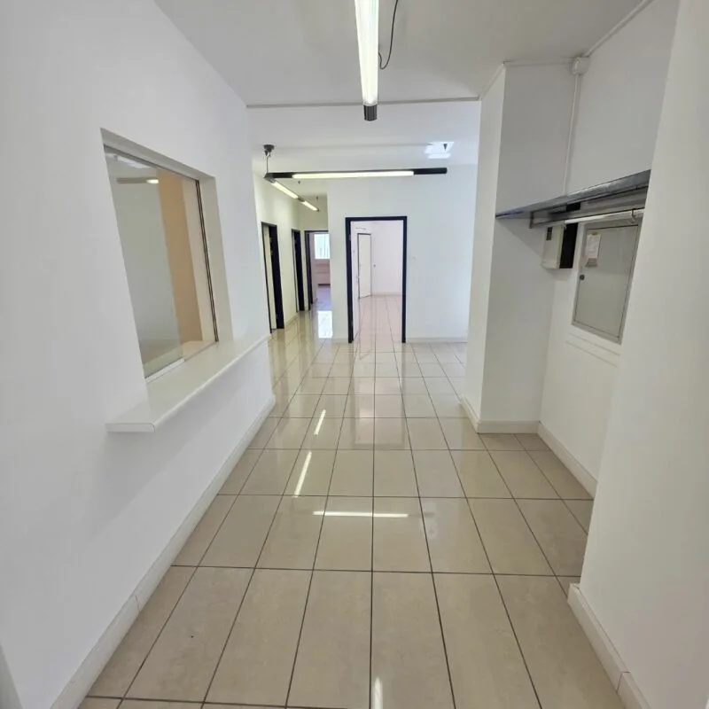 Büro in der Lugano-Innenstadt zu vermieten – Foto 3 von 15