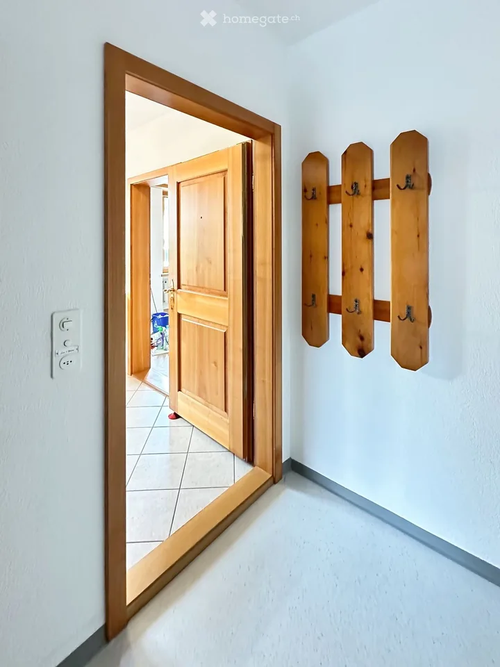 Delizioso appartamento di 2 camere al numero 24 di Dorfstrasse – disponibile immediatamente!