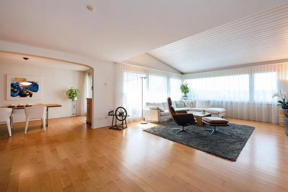 5.5-Room Terrace Apartment with 44 m² View Terrace – photo 3 of 12