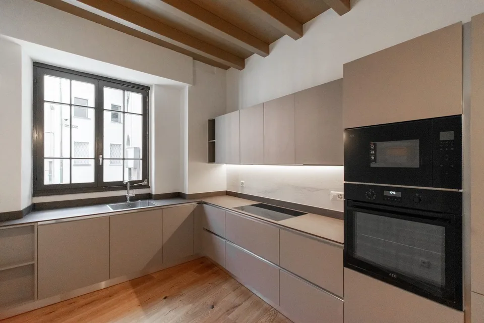 Breites und faszinierendes Kernhaus, renoviert – Foto 3 von 13