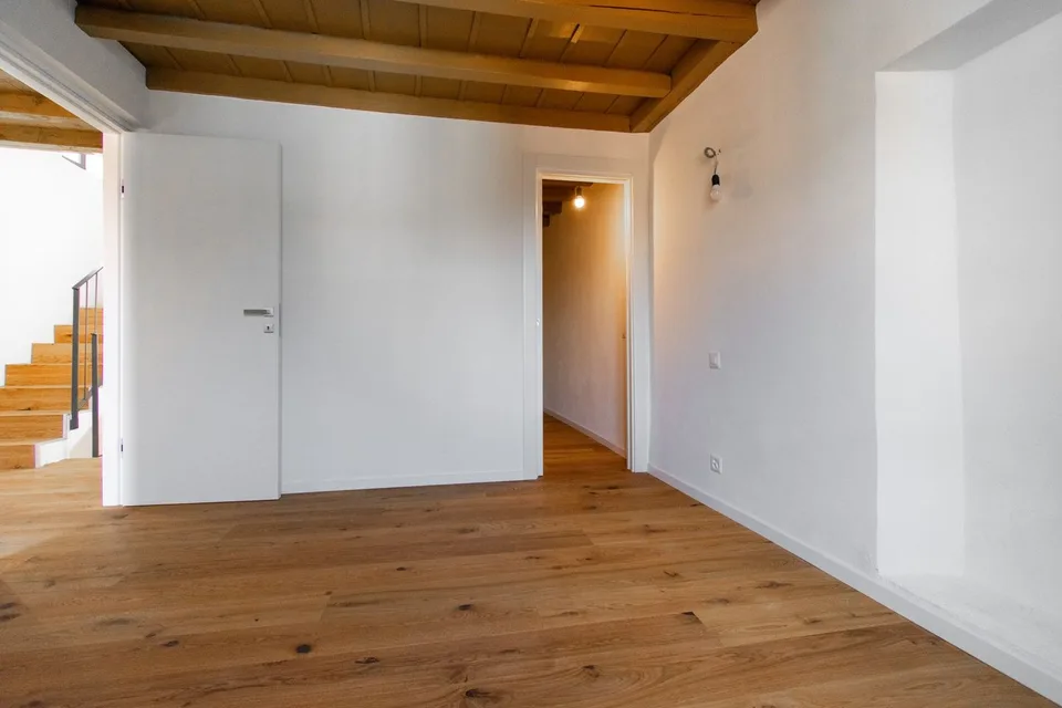 Breites und faszinierendes Kernhaus, renoviert – Foto 5 von 13
