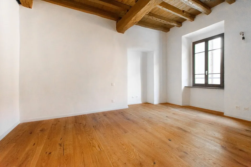 Breites und faszinierendes Kernhaus, renoviert – Foto 7 von 13