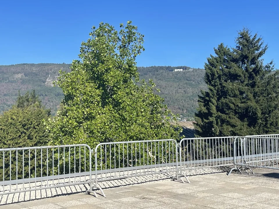 Schöner Grundriss, Balkon und Dachterrasse – Foto 3 von 16