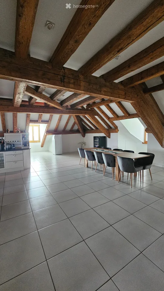 Duplex-Wohnung mit 3.5 Zimmern - sofort verfügbar