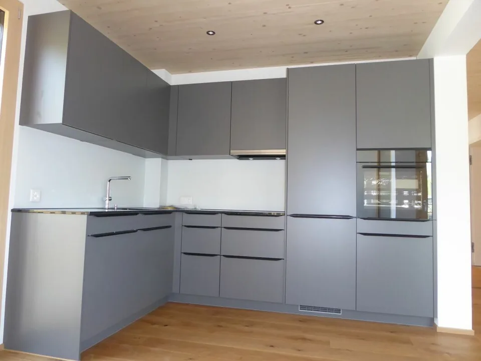 Brand new 2.5-room apartment in a sunny location