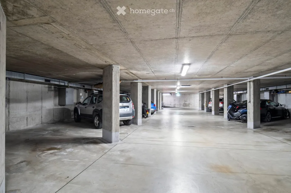 Charmant appartement 4 pièces avec balcon et belle vue sur la verdure à Mönchaltorf – photo 16 sur 16