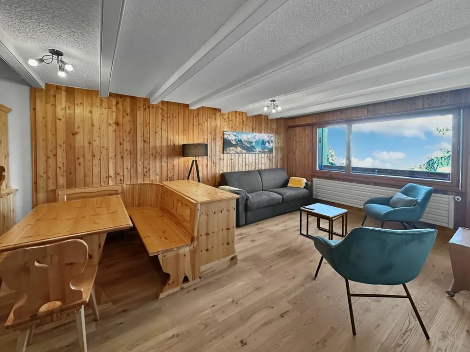 Die Collons - Elegant renoviertes 2.5-Zimmer-Wohnung mit Balkon und Parkplatz direkt an den Pisten – Foto 3 von 10