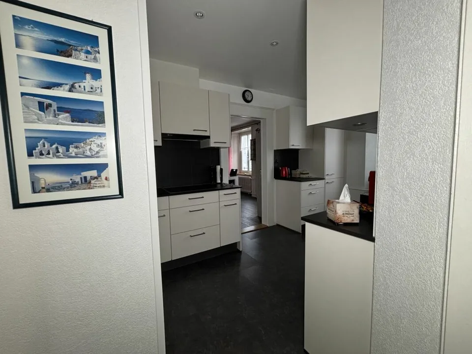 Schönes Familienhaus mit Terrasse und Garten – Foto 10 von 28