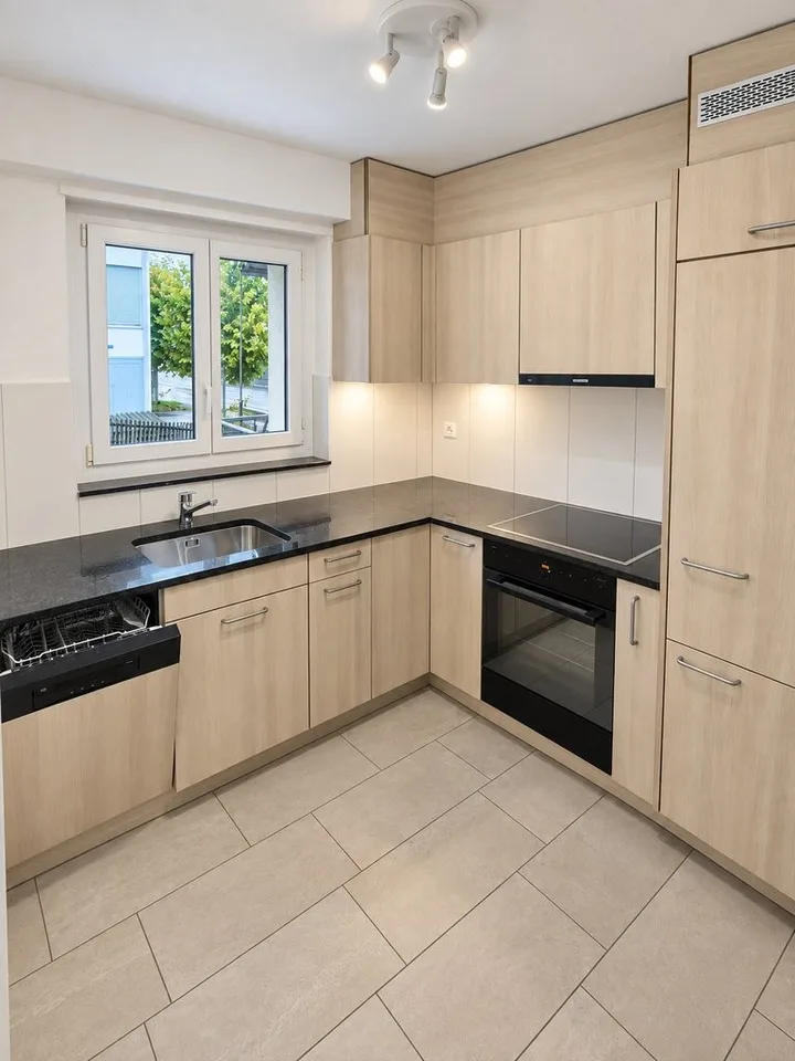 3.5 Zimmer Wohnung, 8706 Meilen