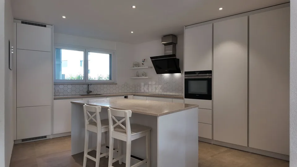 Splendide appartement récent avec grand jardin – photo 5 sur 13