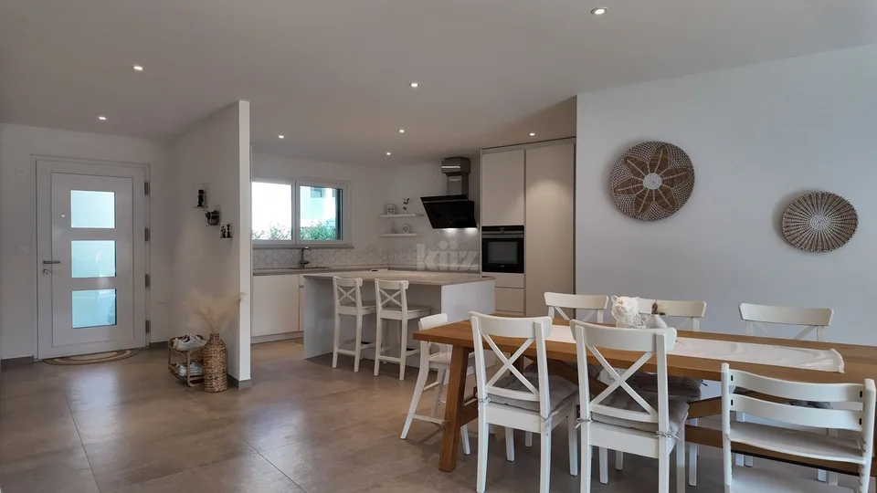 Splendide appartement récent avec grand jardin – photo 6 sur 13