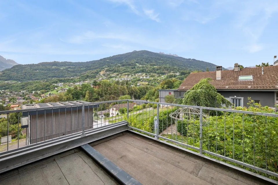 Schöne individuelle Villa mit einem hübschen Garten – Foto 11 von 26