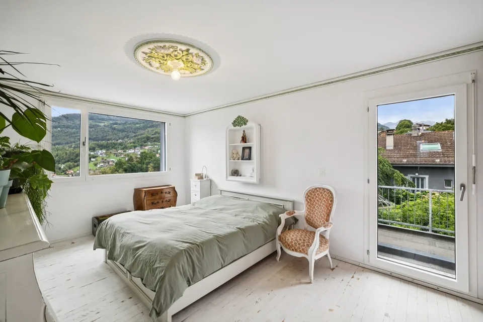 Schöne individuelle Villa mit einem hübschen Garten – Foto 6 von 26