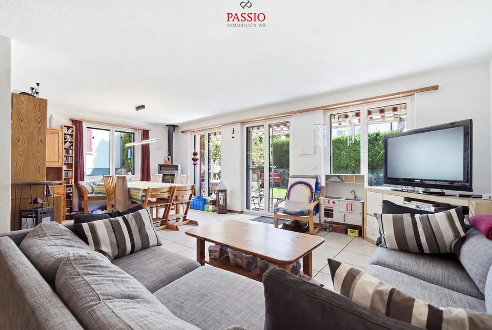 Maison jumelée de 6,5 pièces avec beaucoup d'espace pour la famille – photo 6 sur 13