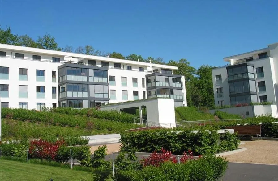 6.5 Zimmer Wohnung in Chambésy | UrbanHome