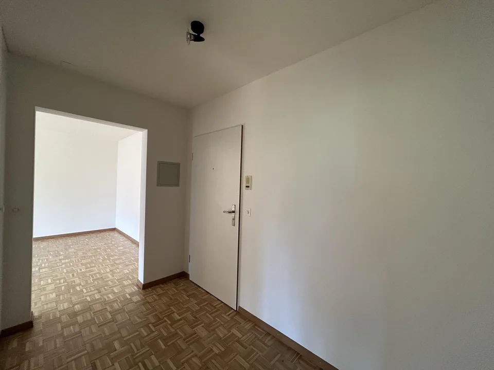 Wohnen mit Stil: Entdecken Sie diese grosszügige 2.5-Zimmerwohnung! – Foto 6 von 7