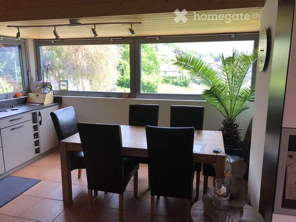Duplex mit 4.5 Zimmern und Blick sowie Garten von etwa 120 m²
