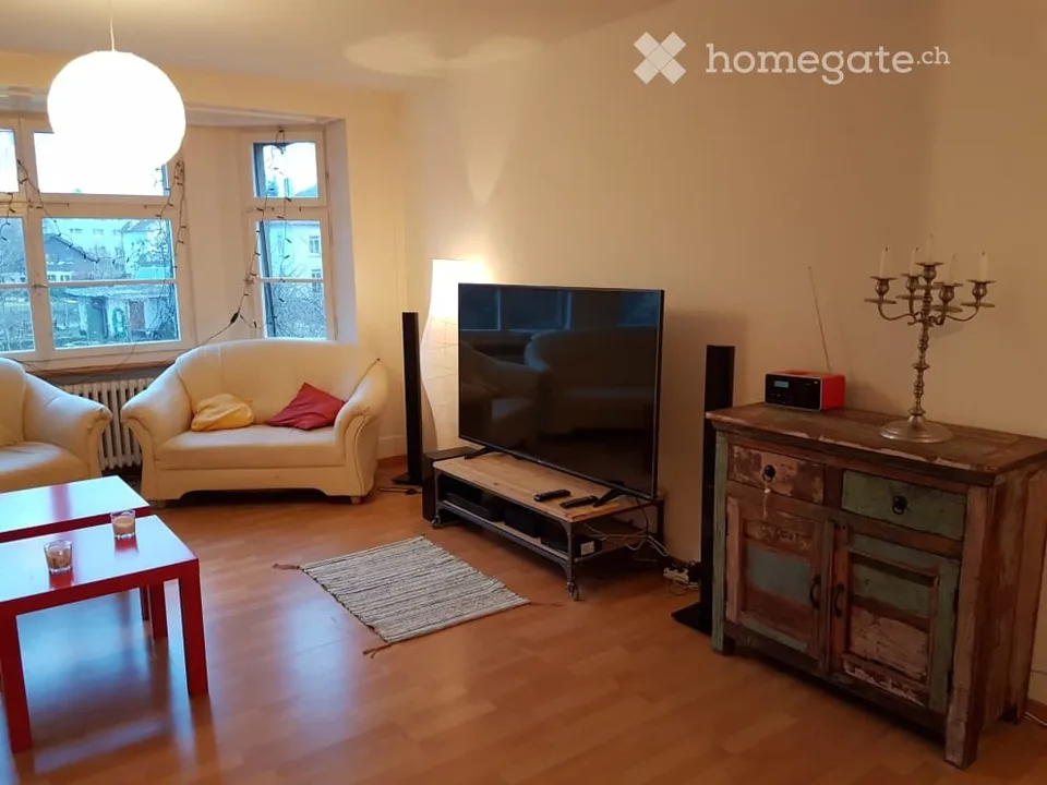 4.5 Zimmerwohnung 80m2 möbliert