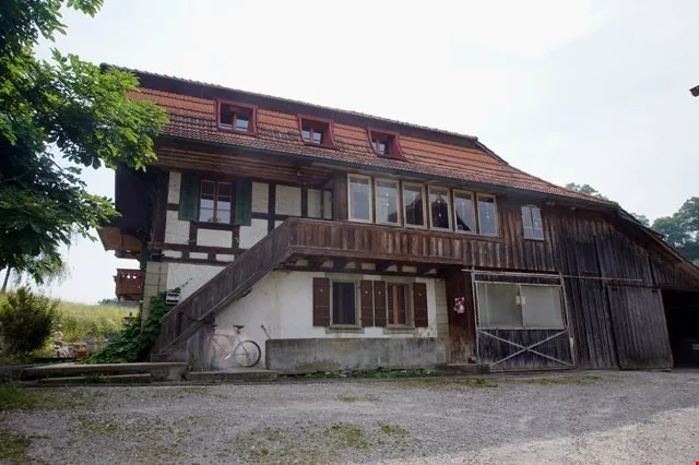 Dreamy 6-room attic apartment in Worb