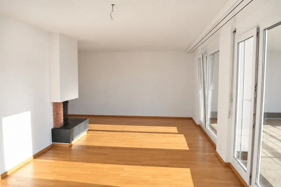 Votre belle nouvelle maison près du lac - limitée jusqu'au 31.03.2028