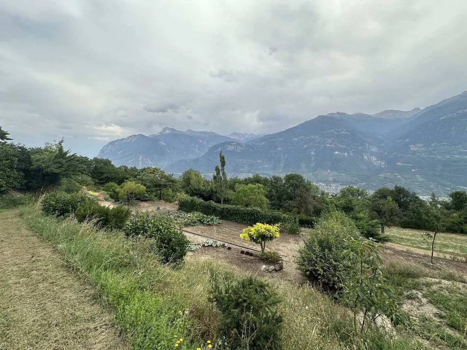 Spacious Villa on a 10,000 m² Plot in Chermignon-d'en-Bas – photo 5 of 26