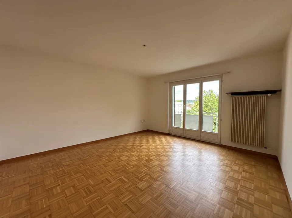 Bright and spacious apartment for rent in a central location!