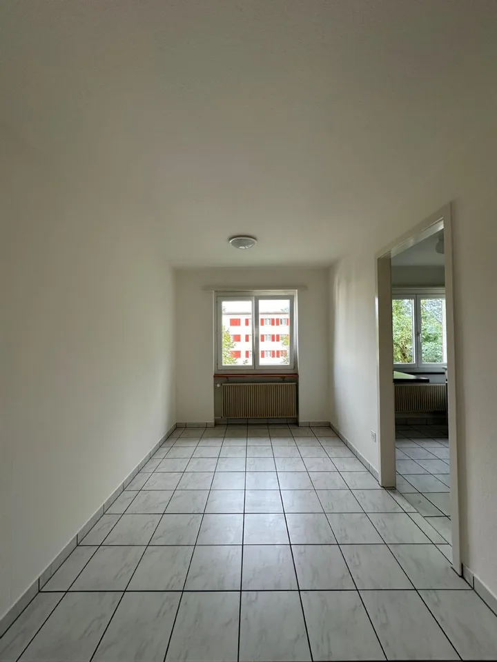 Bright and spacious apartment for rent in a central location!