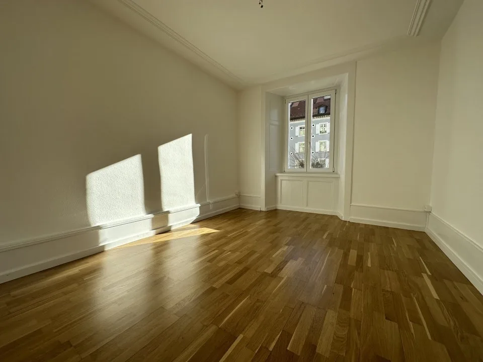 00861 - Wohnung 3 Zimmer - Paix 81 - La Chaux-de-Fonds – Foto 4 von 6