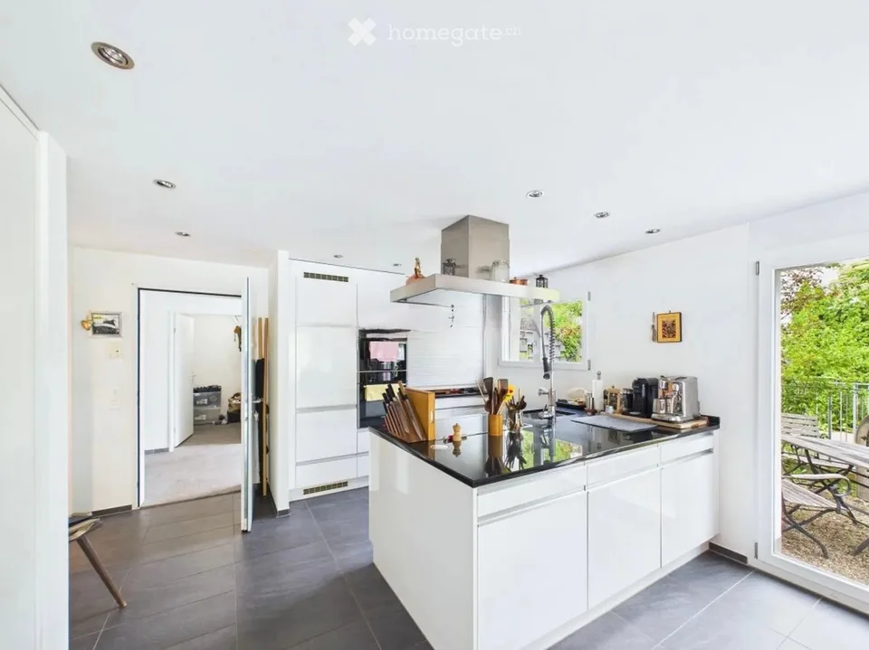 Appartamento maisonette unico di 3,5 locali con una vista magnifica a Duggingen – foto 3 di 3