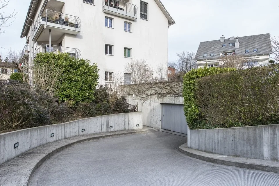 Parking space for rent – photo 2 of 2