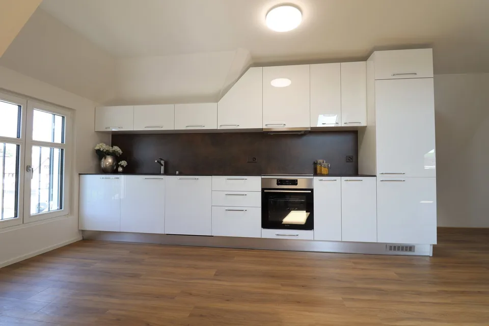 Charmant appartement de 3,5 pièces avec balcon à Matzingen