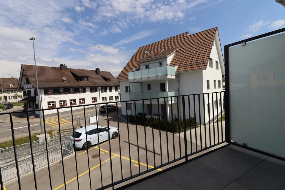 Charmant appartement de 3,5 pièces avec balcon à Matzingen
