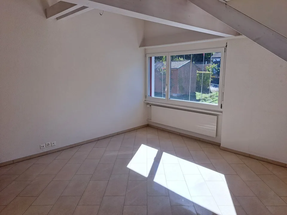 Appartement moderne et spacieux de 2,5 pièces avec vue panoramique
