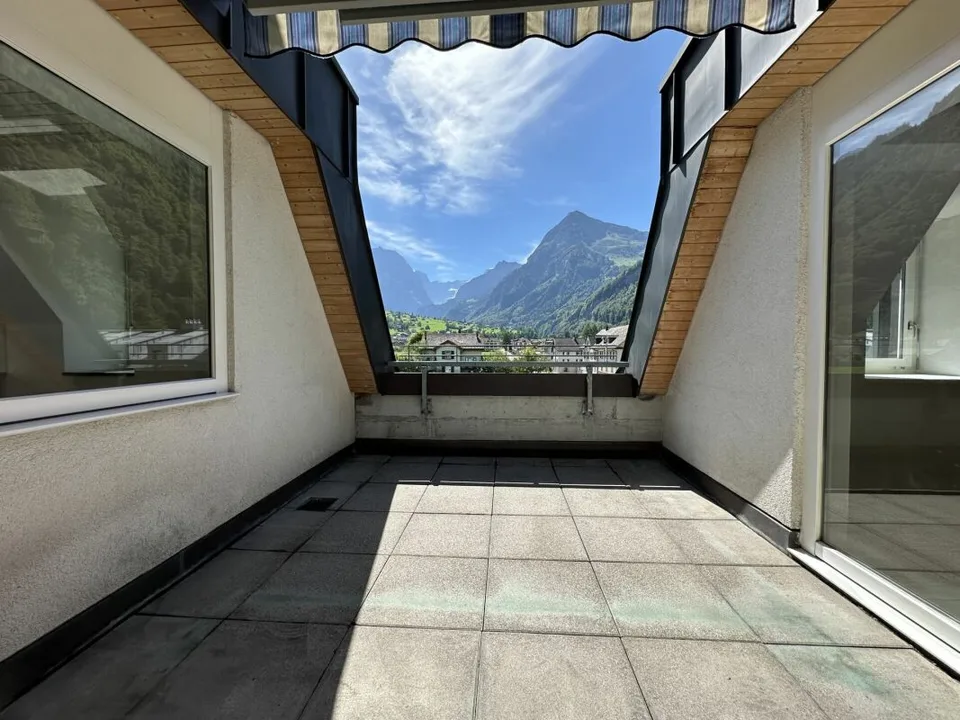 6 Zimmer Dachwohnung direkt beim Bahnhof Linthal – Foto 6 von 18