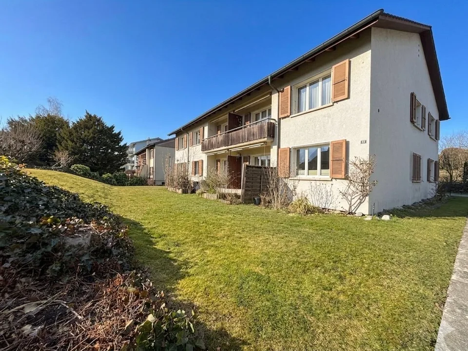 Neu renovierte 4.5 Zwg mit Balkon an ruhiger Lage