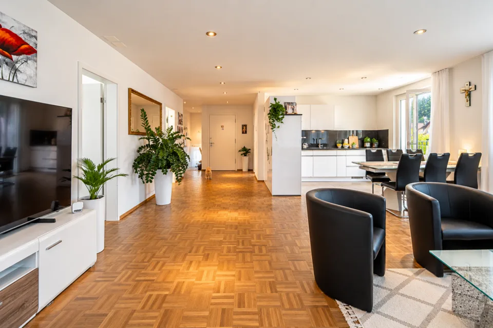 Über den Dächern von Herisau - exklusive 5.5-Zimmer-Attikawohnung m... – Foto 8 von 21