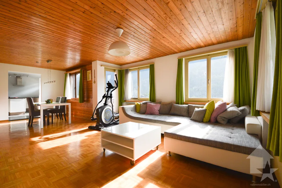 Praktische 4.5-Zimmer-Wohnung mit Garage – Foto 6 von 13