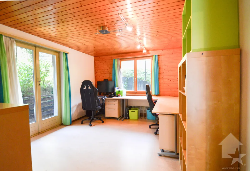 Praktische 4.5-Zimmer-Wohnung mit Garage – Foto 10 von 13