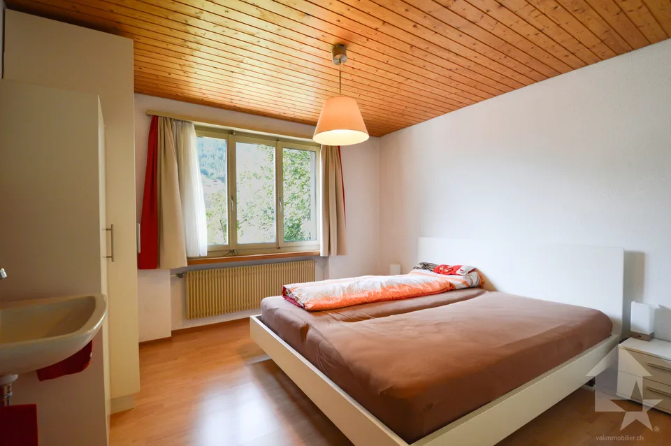 Praktische 4.5-Zimmer-Wohnung mit Garage – Foto 13 von 13