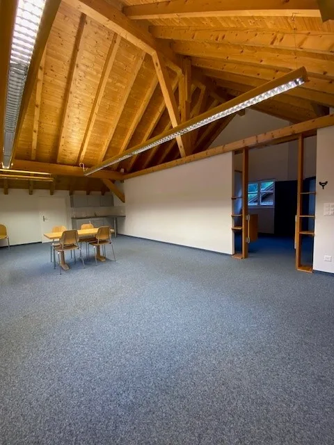 4 Uffici luminosi con charme a Elm – posizione tranquilla con ascensore – foto 12 di 16