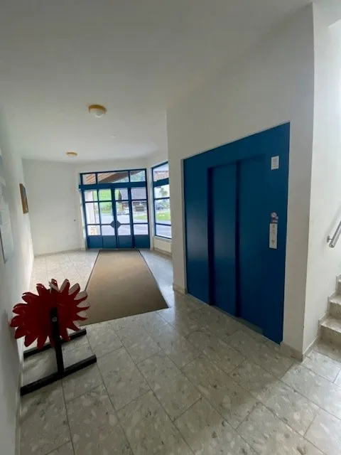 4 Uffici luminosi con charme a Elm – posizione tranquilla con ascensore – foto 2 di 16