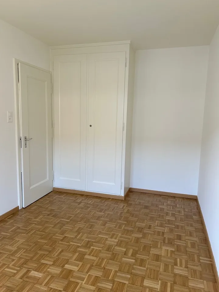 Bel appartement rénové de 3.0 pièces au 2e étage, environ 68 m2