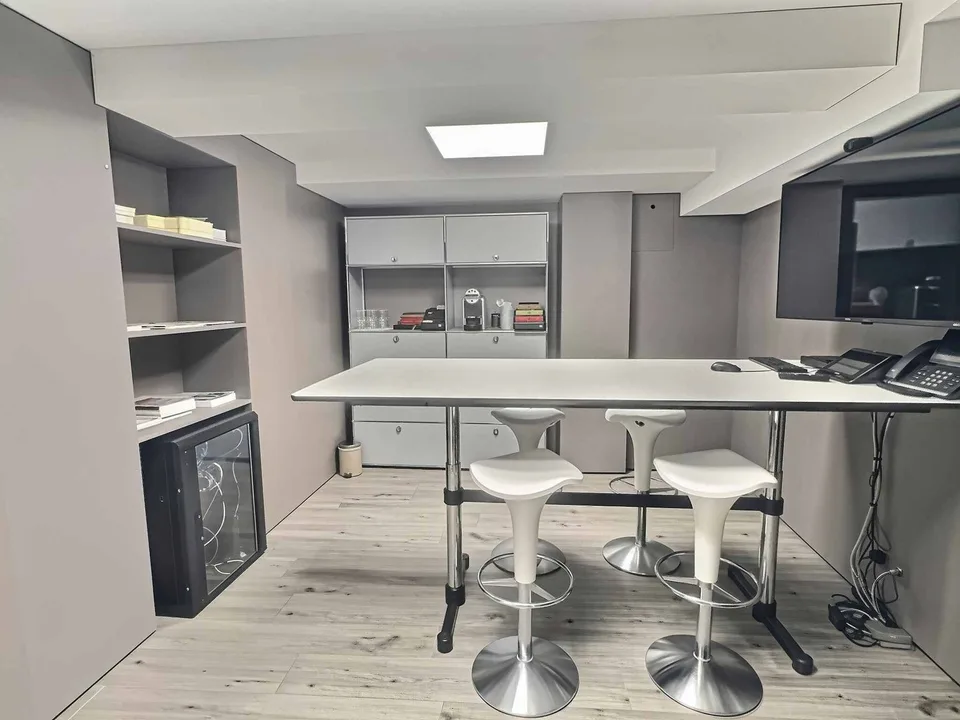 IHR BÜRO IM HERZEN VON ROLLE – Foto 3 von 4