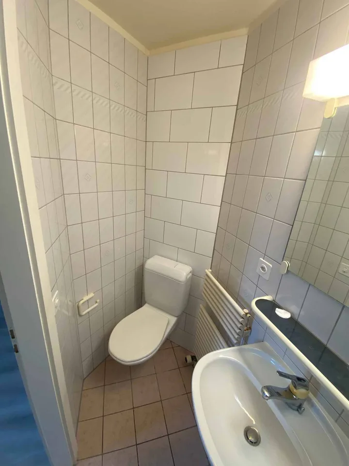 Studio von 20 m2 im Zentrum des Dorfes Agiez (1352)