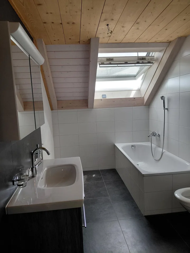Wohnen mit Weitblick - 4.5-Zimmer-Dachwohnung mit Galerie